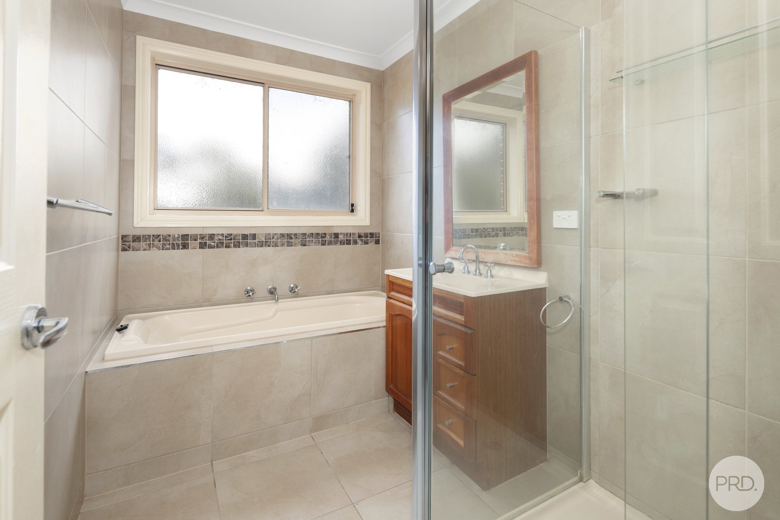 48 Oakbank Drive MOUNT HELEN 14