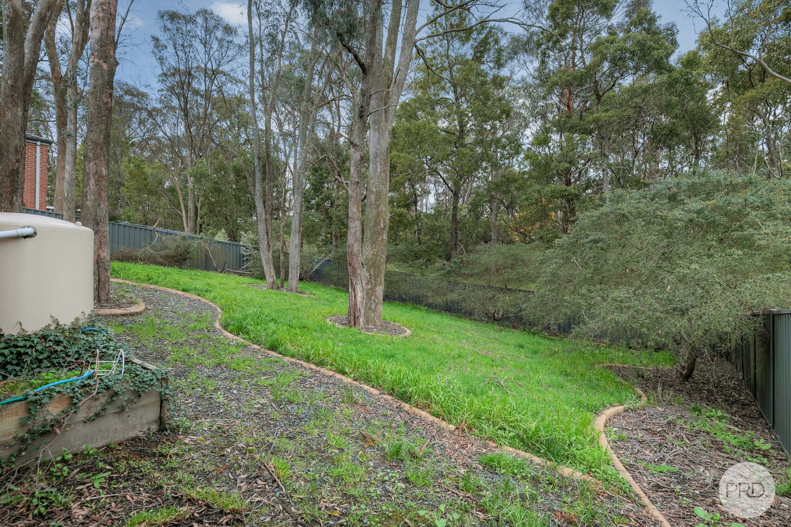 48 Oakbank Drive MOUNT HELEN 18