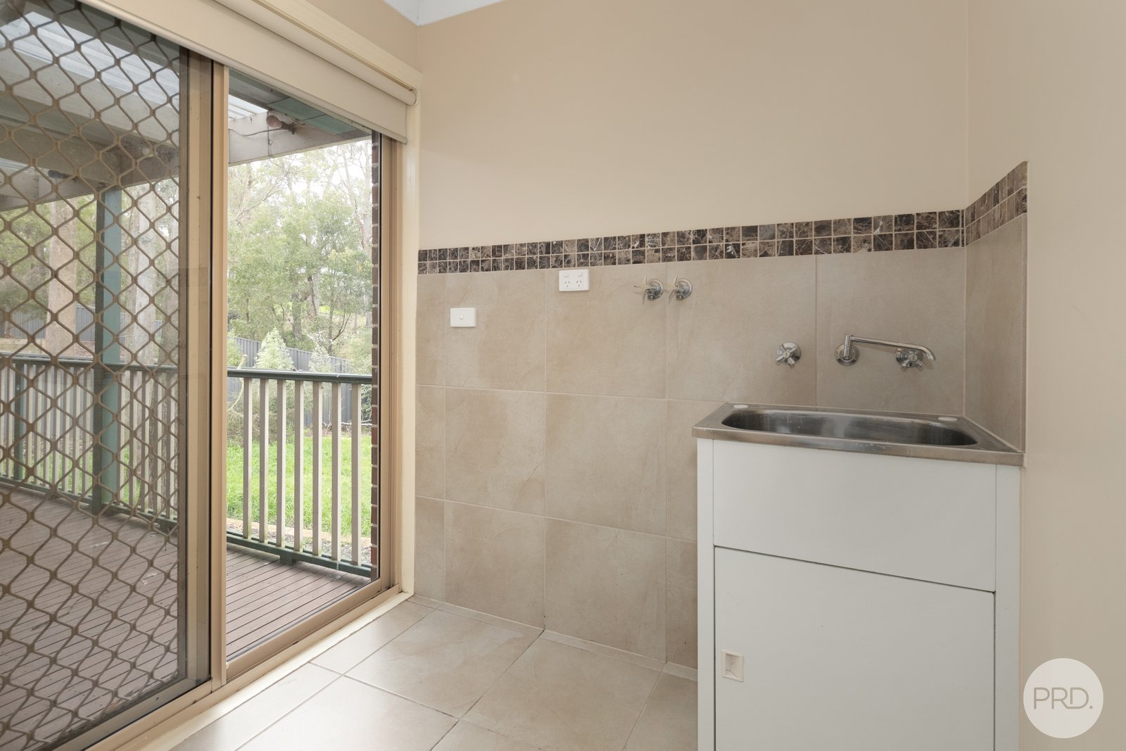 48 Oakbank Drive MOUNT HELEN 19