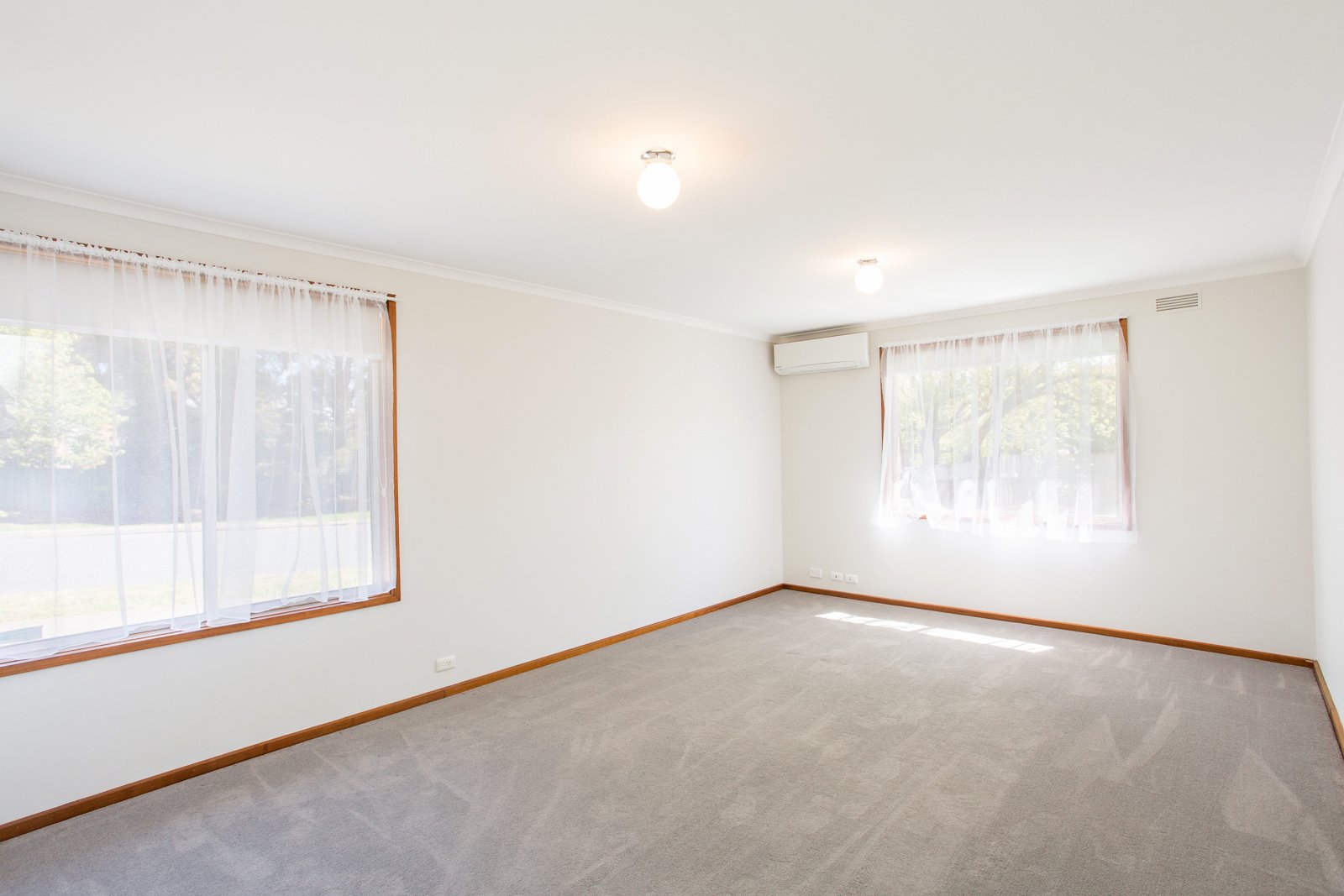 Gallery: 48 Otway Street South