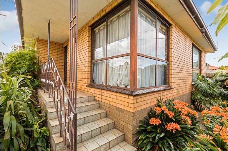 Gallery: 48 Ovens Street