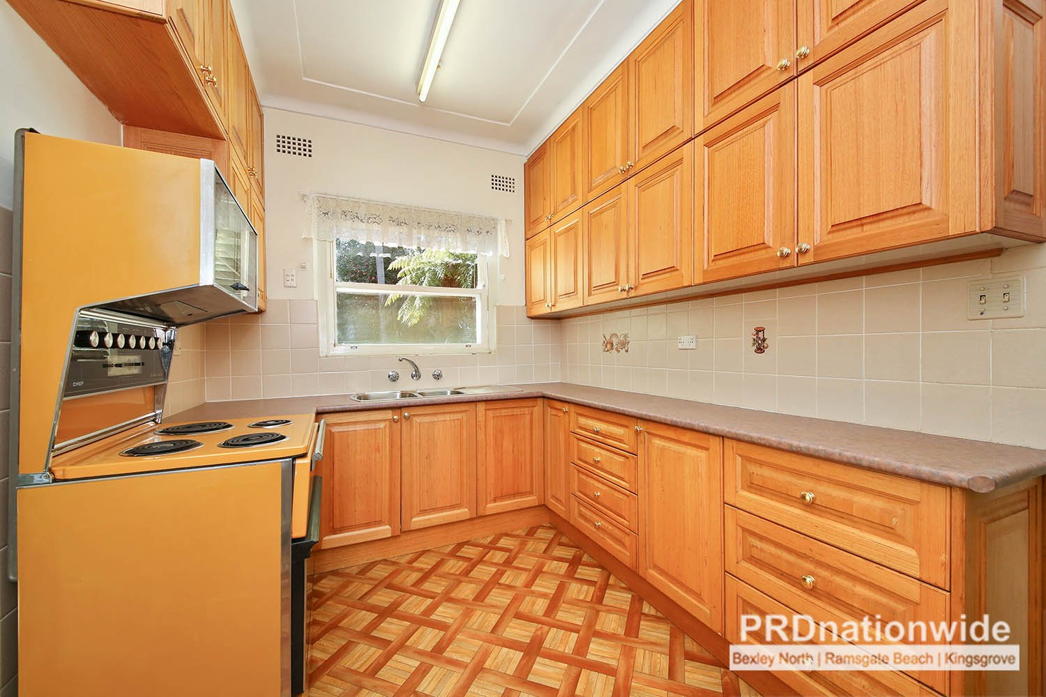48 Pallamana Parade BEVERLY HILLS 4