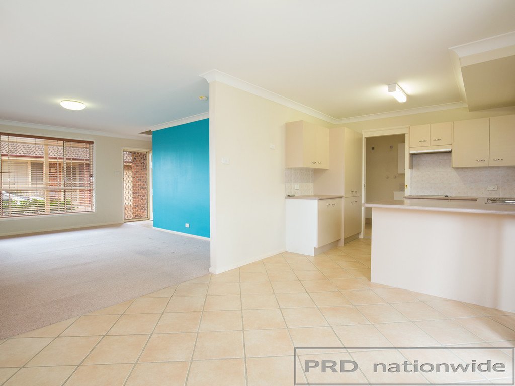 4/8 Proserpine Close ASHTONFIELD 5