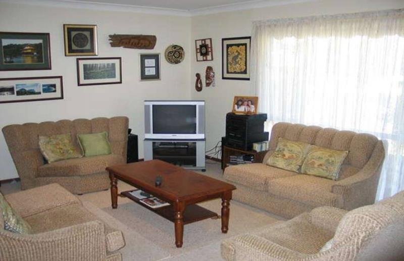 48 Pugsley Avenue ESTELLA 3