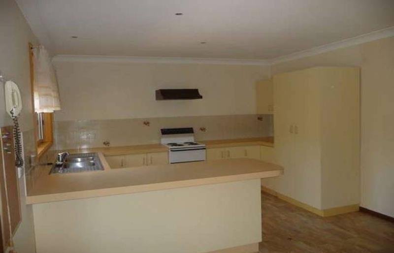 48 Pugsley Avenue ESTELLA 4