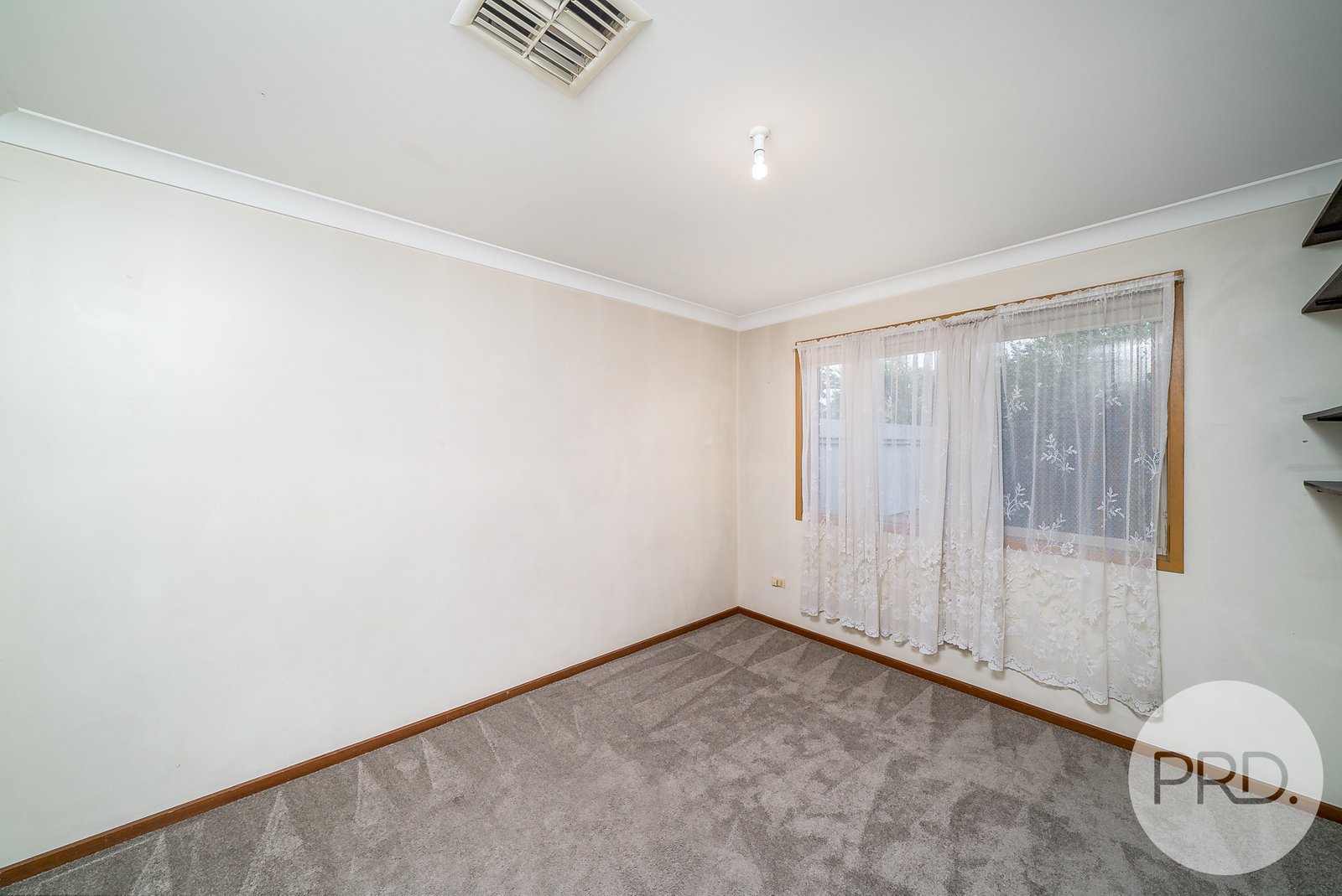 48 Pugsley Avenue ESTELLA 7