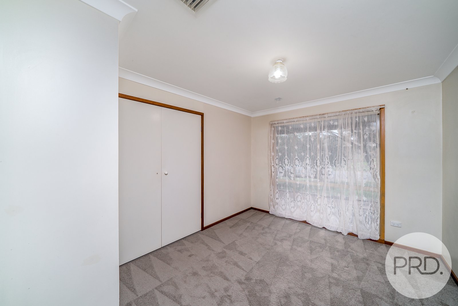 48 Pugsley Avenue ESTELLA 8