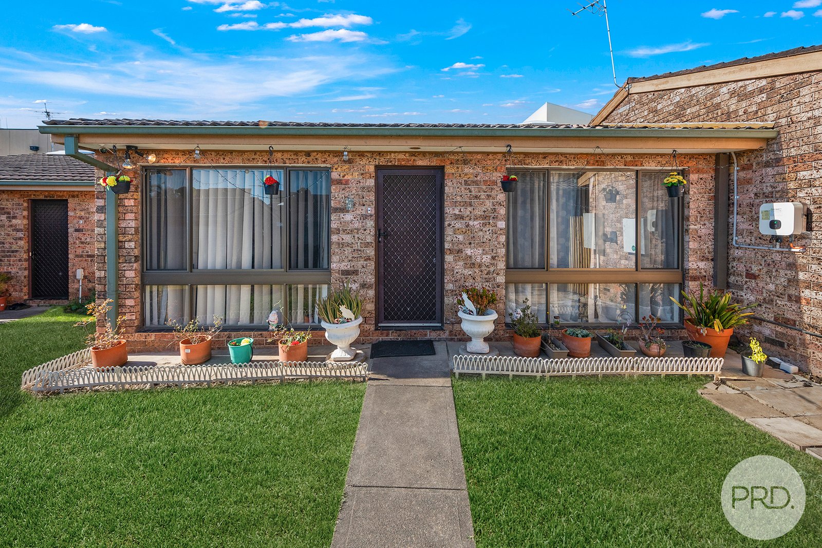 4/8 Reilly Street LIVERPOOL 2