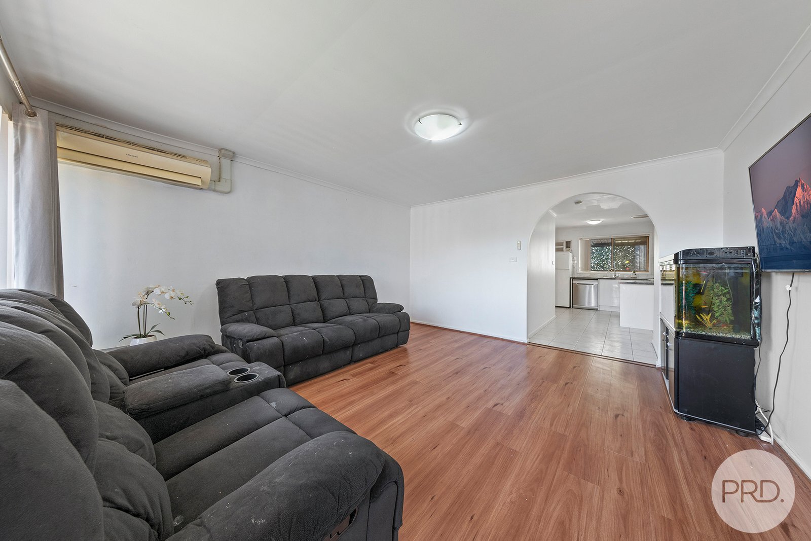 4/8 Reilly Street LIVERPOOL 3