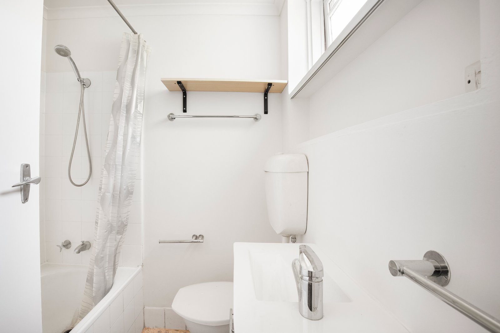 Real Estate and Property in 4/8 Robert Street, Elwood, VIC