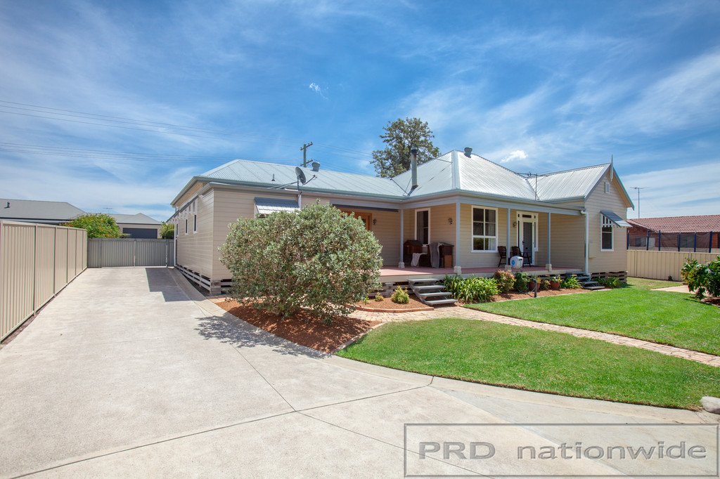 48 Scott Street WALLALONG 4