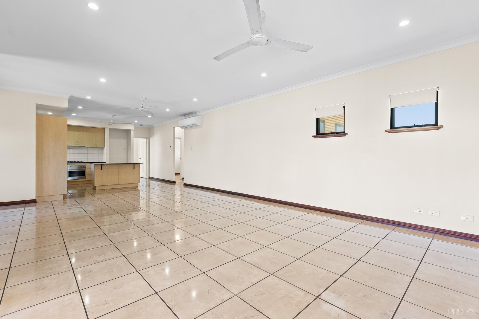 4/8 Seko Place CABLE BEACH 13