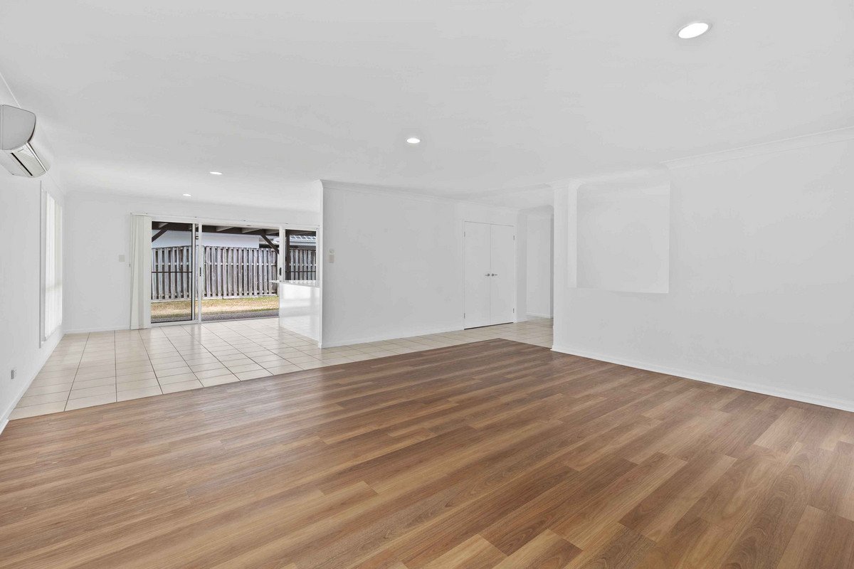 48 Seville Court BURLEIGH WATERS 5