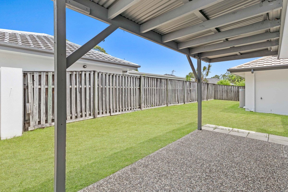 48 Seville Court BURLEIGH WATERS 10
