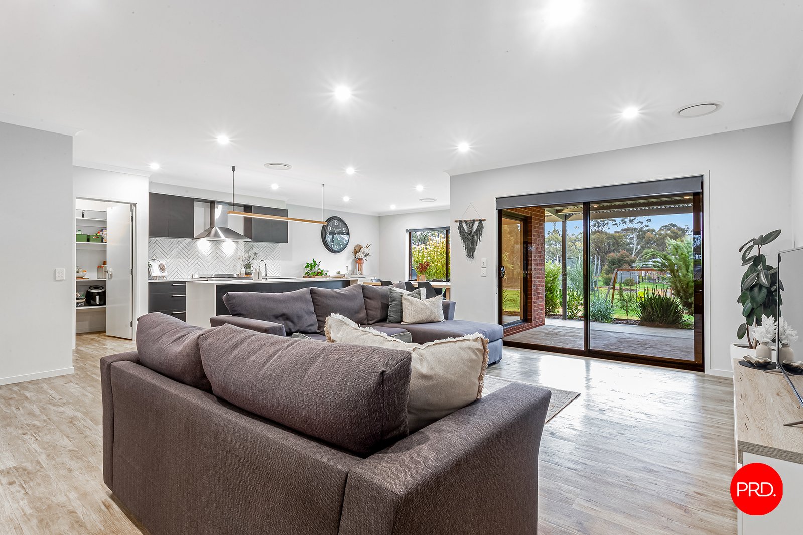 48 Shadforth Street AXEDALE 8