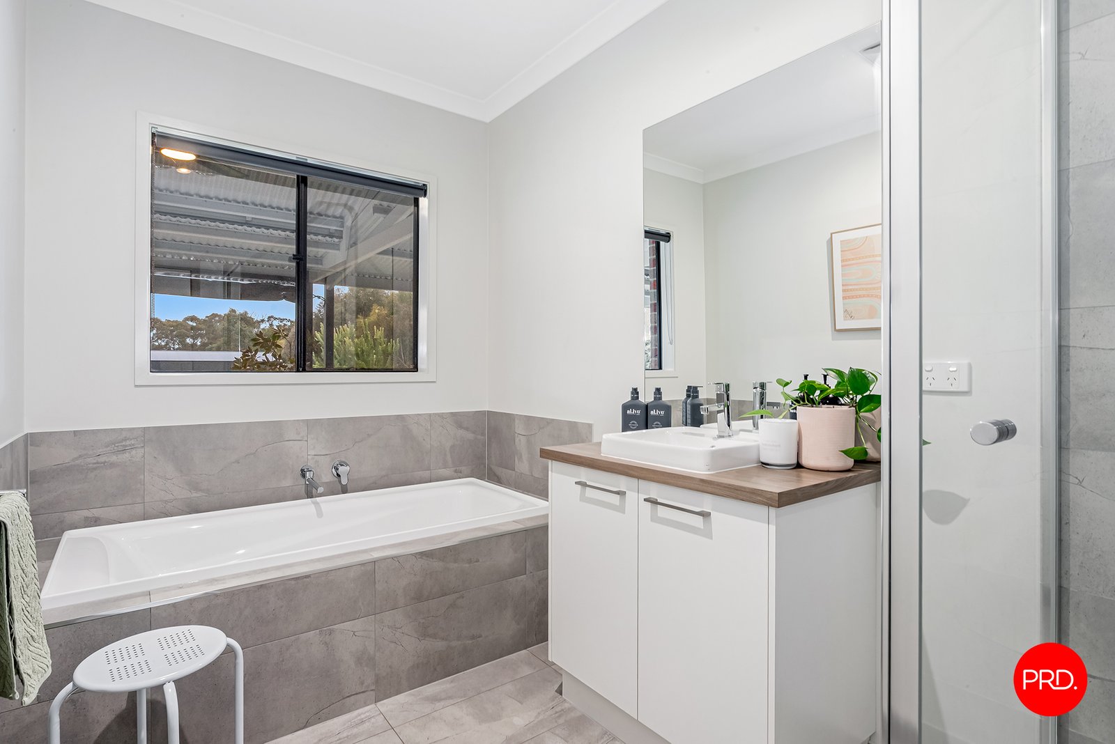 48 Shadforth Street AXEDALE 17