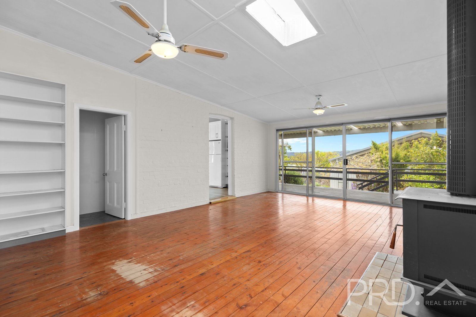 48 Simpson Street TUMUT 8