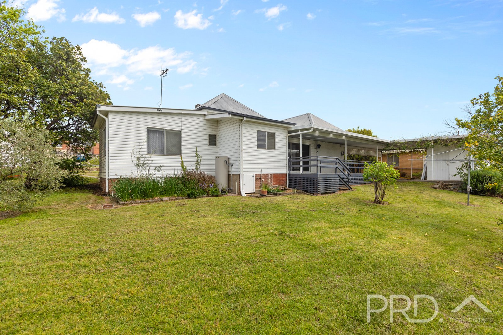 48 Simpson Street TUMUT 20