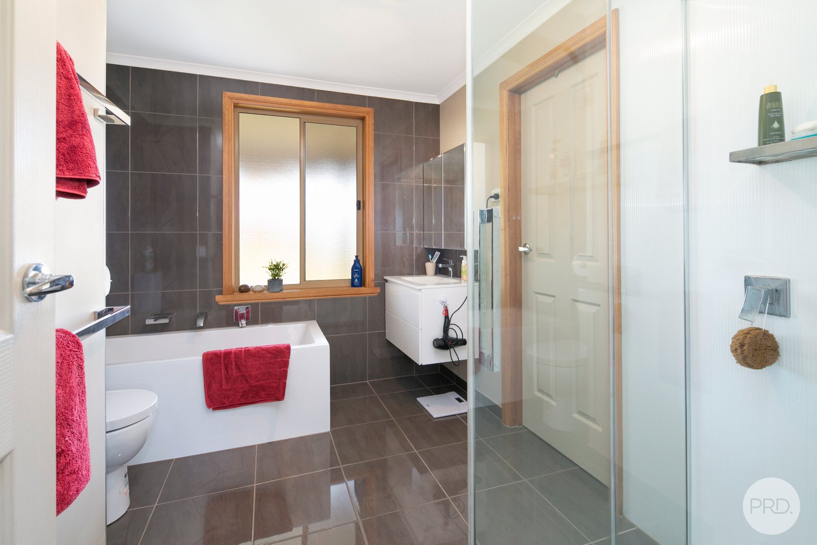 48 Skene Street LEXTON 12