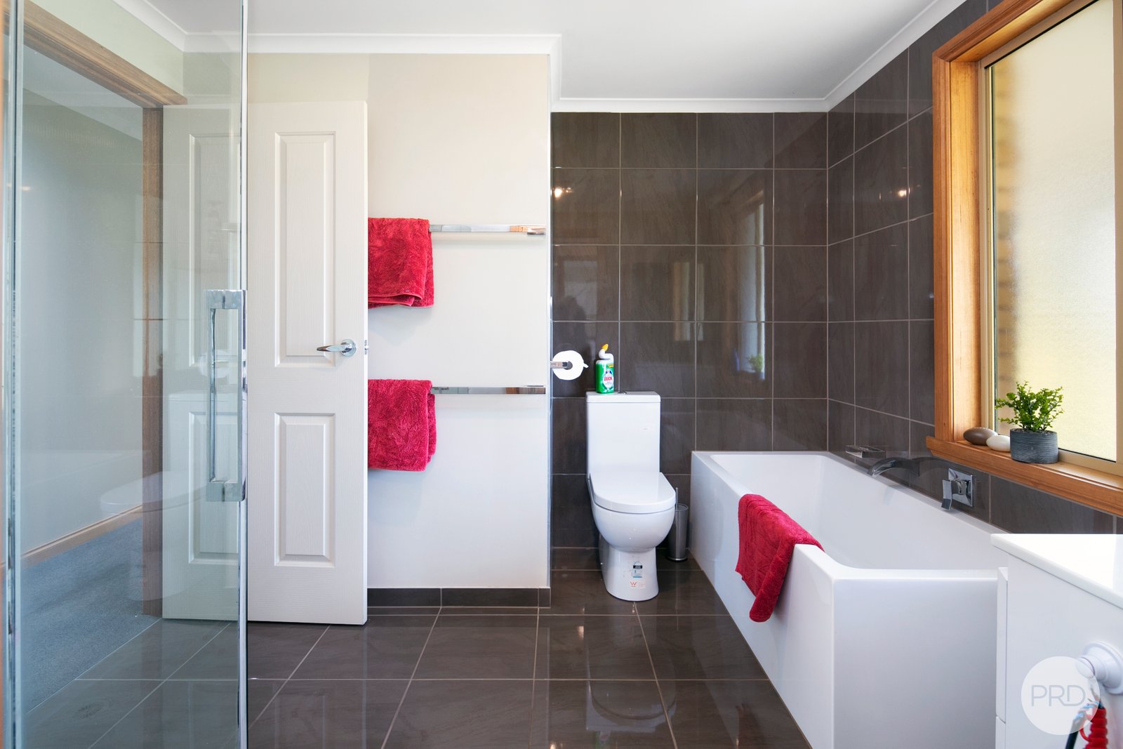 48 Skene Street LEXTON 14