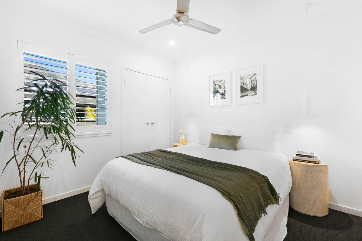 48 Sky Royal Terrace Burleigh Heads 27