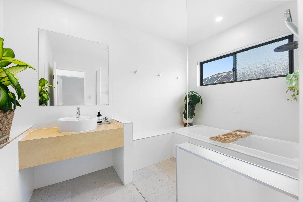 48 Sky Royal Terrace Burleigh Heads 30