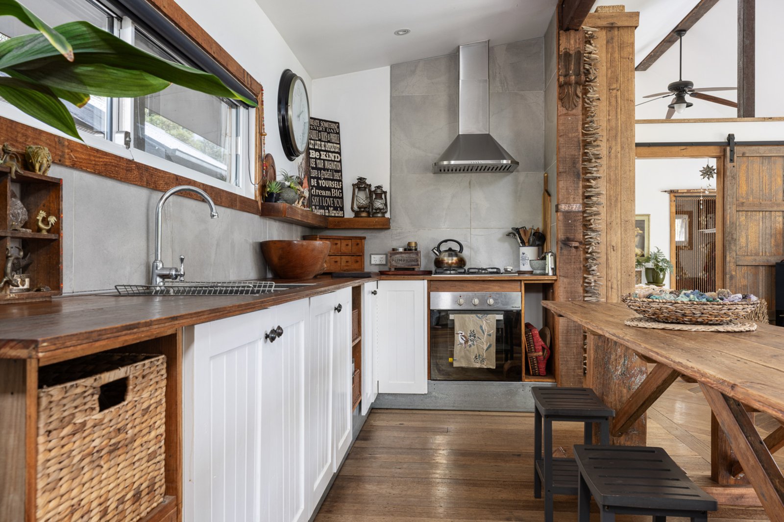Gallery: 48 Snowgum Road