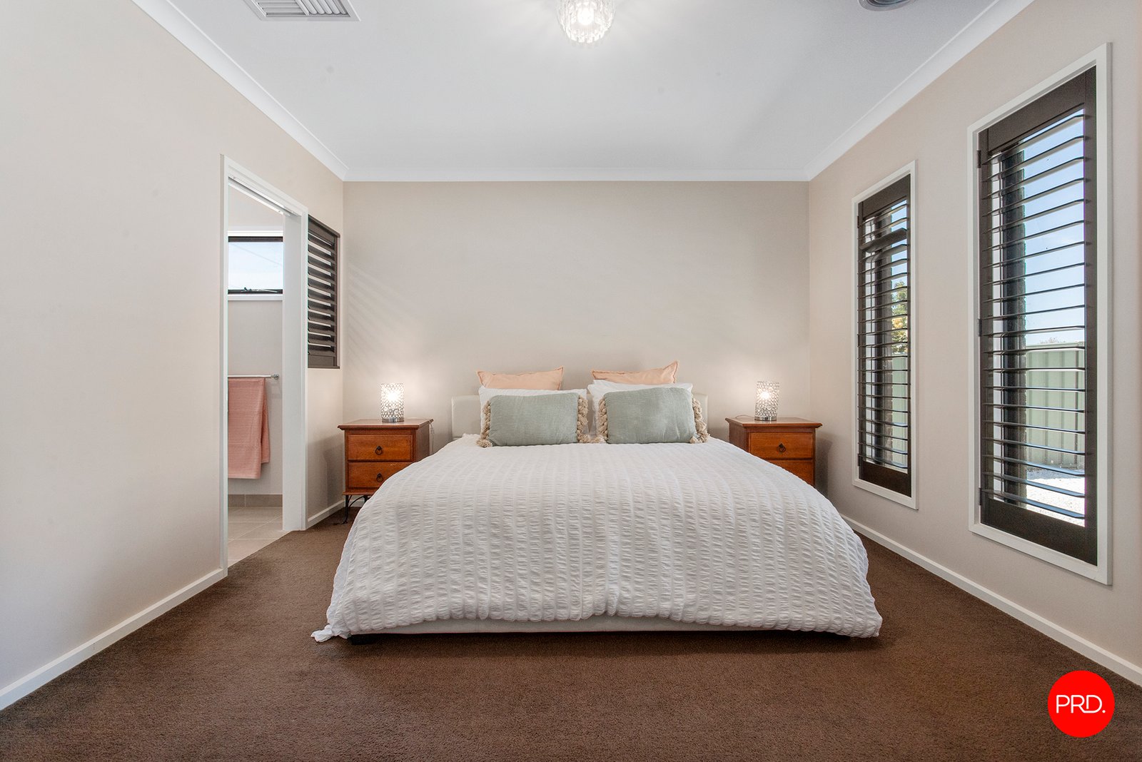 48 Soldatos Drive GOLDEN SQUARE 8