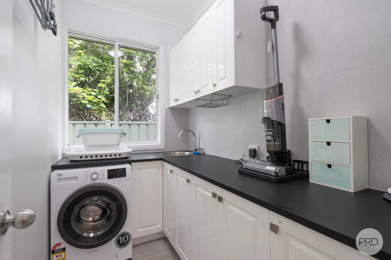 48 Spencer Street SEBASTOPOL 11