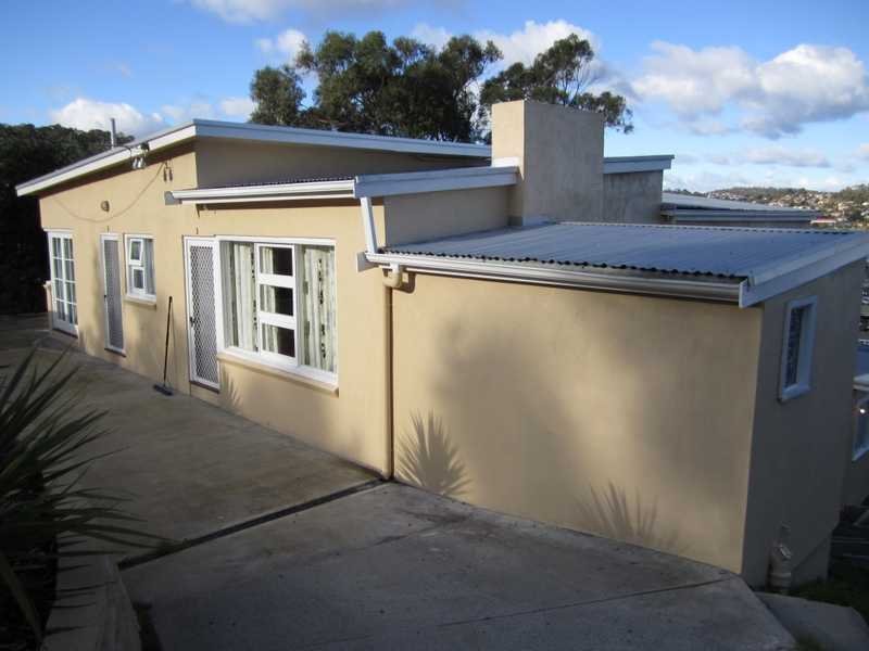 4/8 Tianna Road LINDISFARNE 2