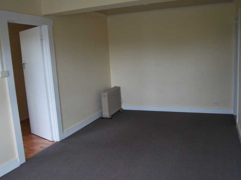 4/8 Tianna Road LINDISFARNE 3