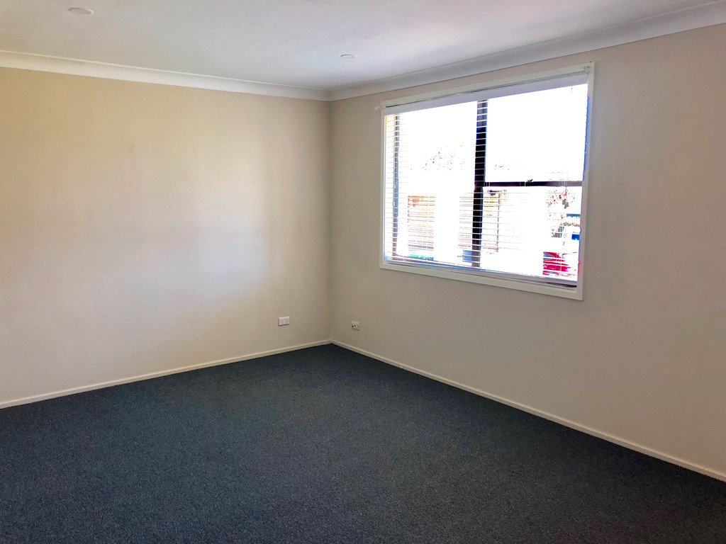 48 Timaru Grove SOUTH PENRITH 12