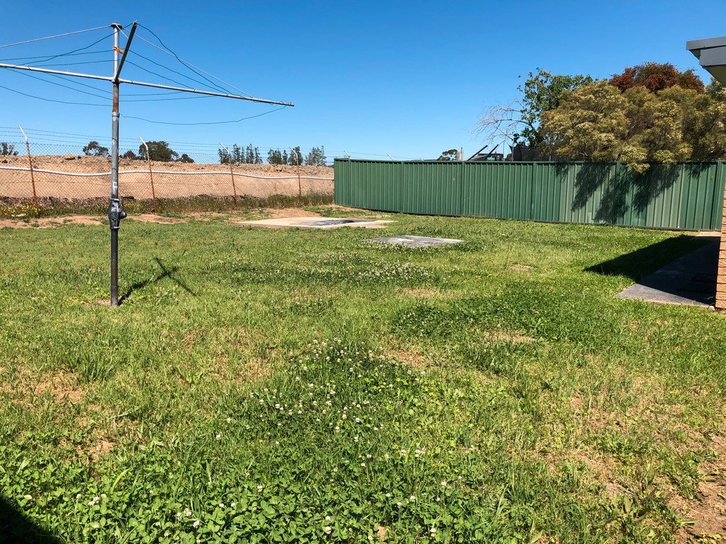 48 Timaru Grove SOUTH PENRITH 18