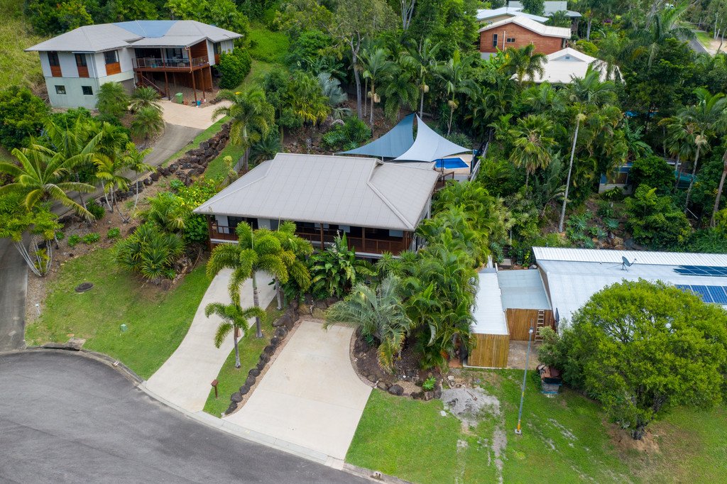 48 Tropic Road CANNONVALE 25