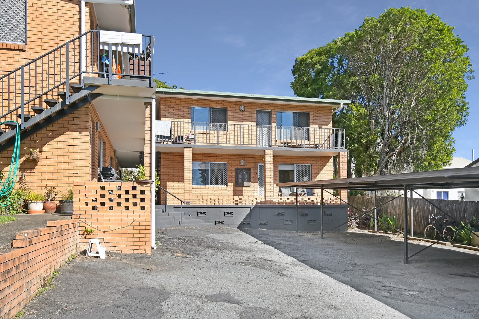 4/8 Tweed Street COOLANGATTA 2