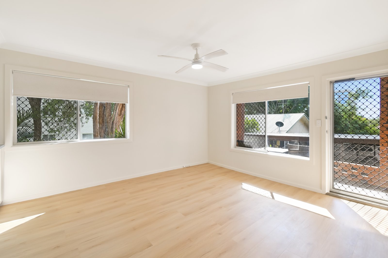 4/8 Tweed Street COOLANGATTA 4
