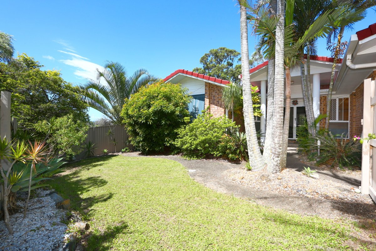 48 Watford Crescent MOLENDINAR 3