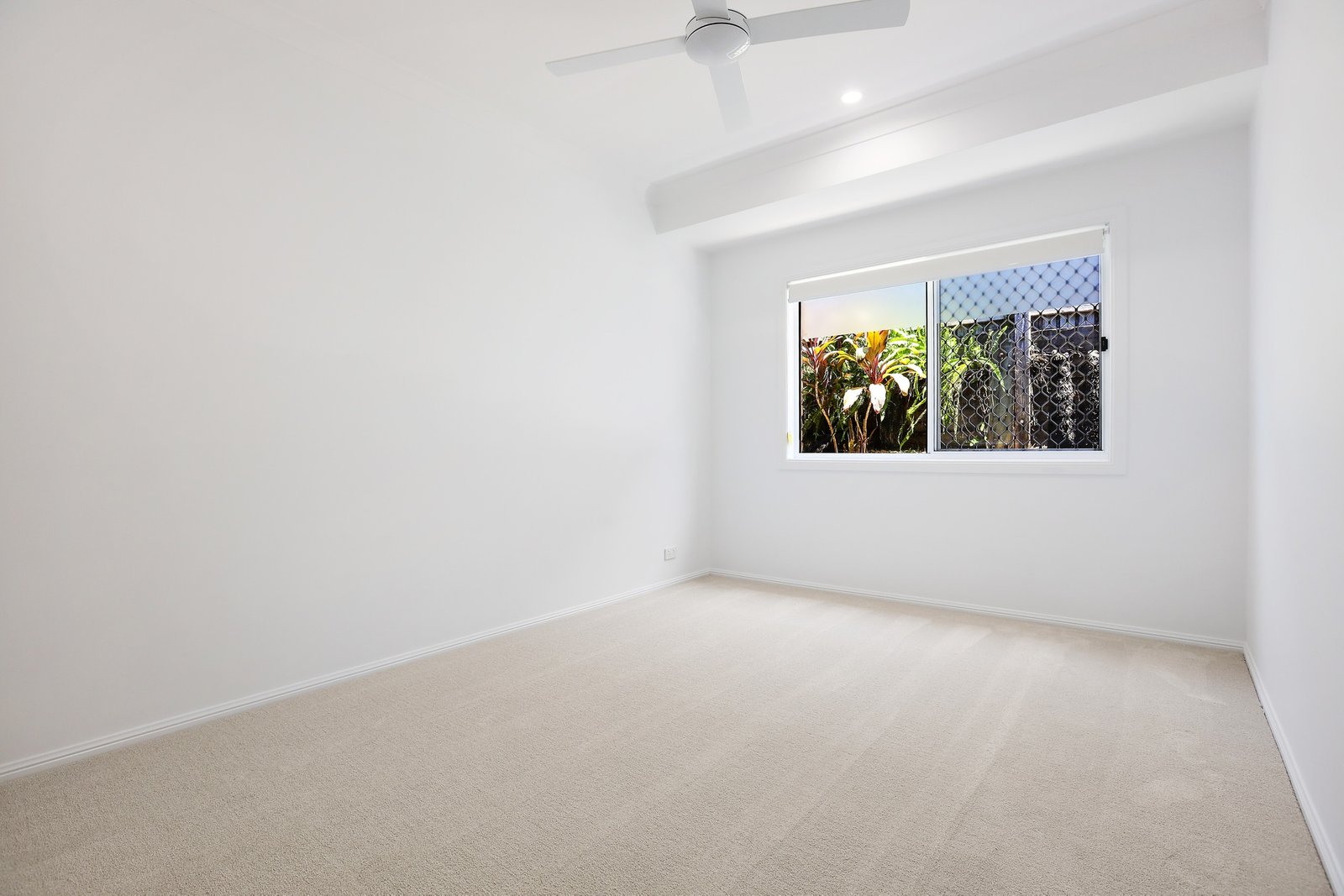 48 Watford Crescent MOLENDINAR 9