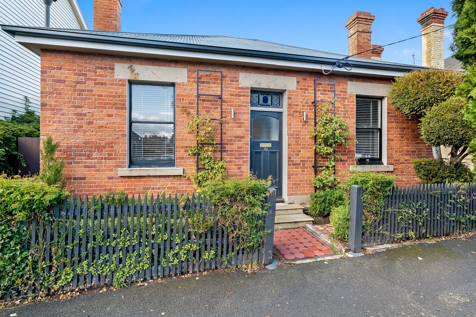 48 Wellington Street NORTH HOBART 2