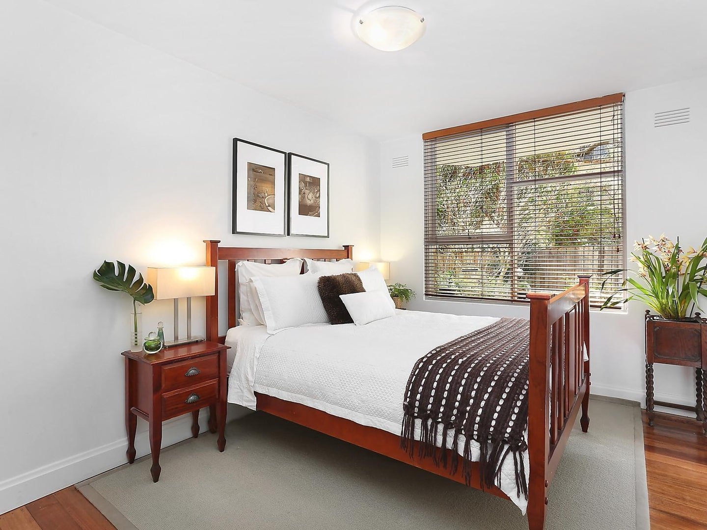 Gallery: 4/8 Westbury Street