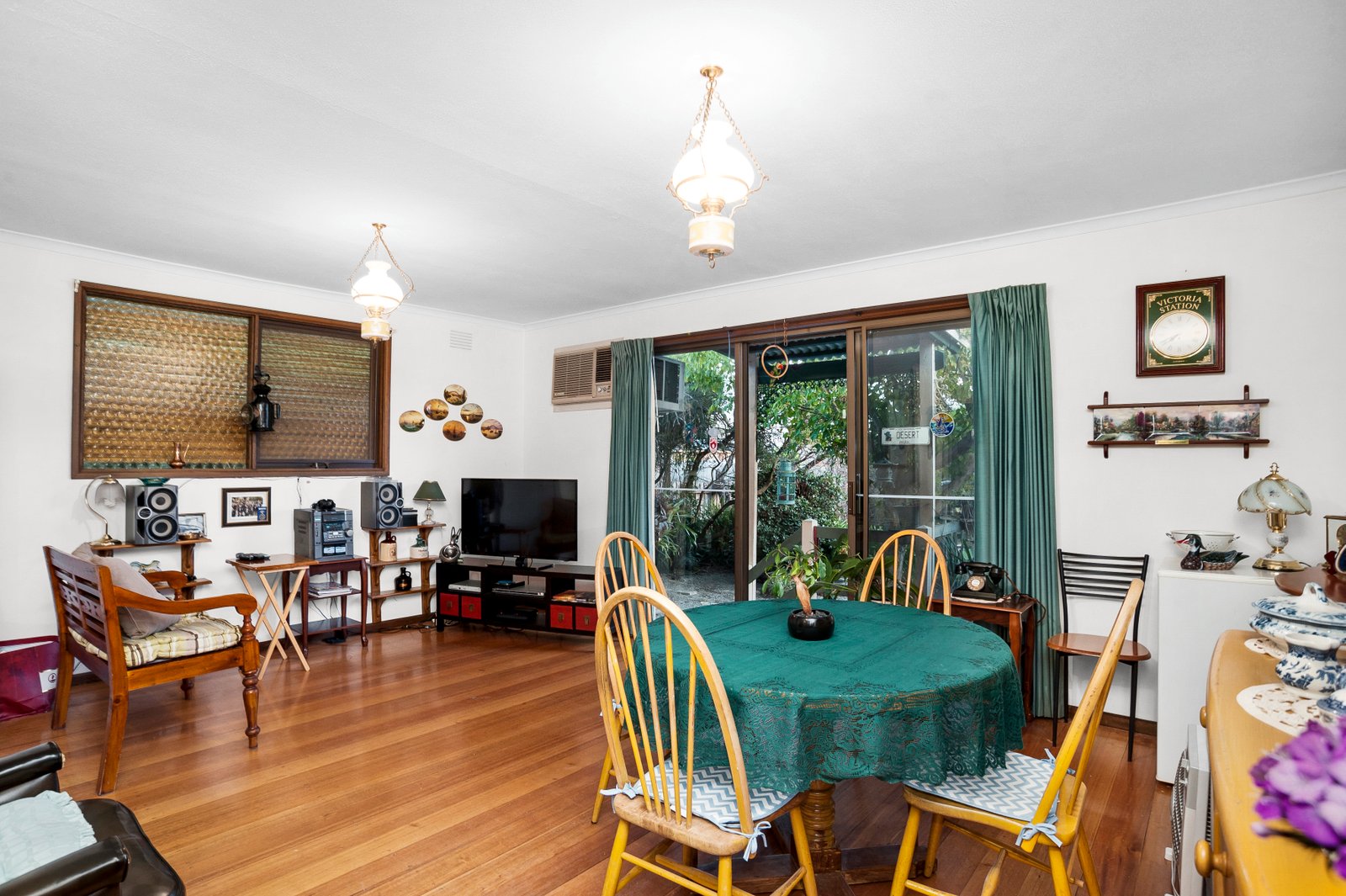 Gallery: 48 Whitehaven Crescent