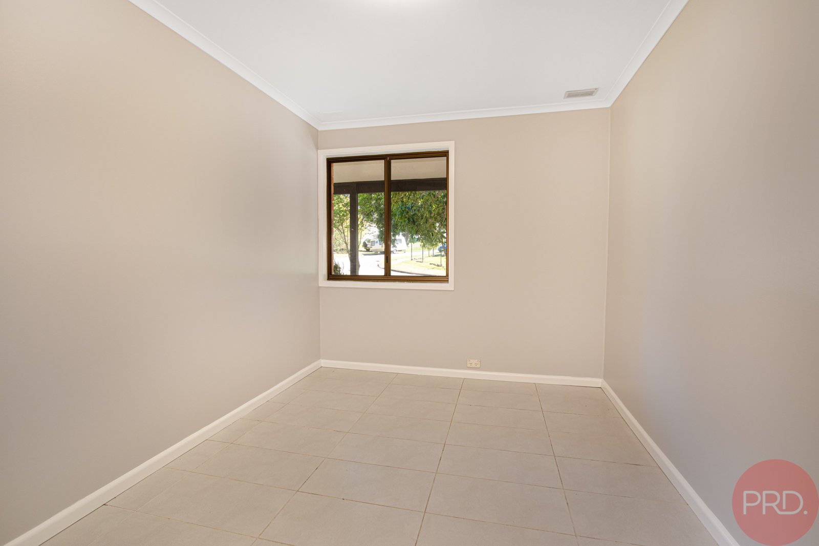48 Willow Drive METFORD 10