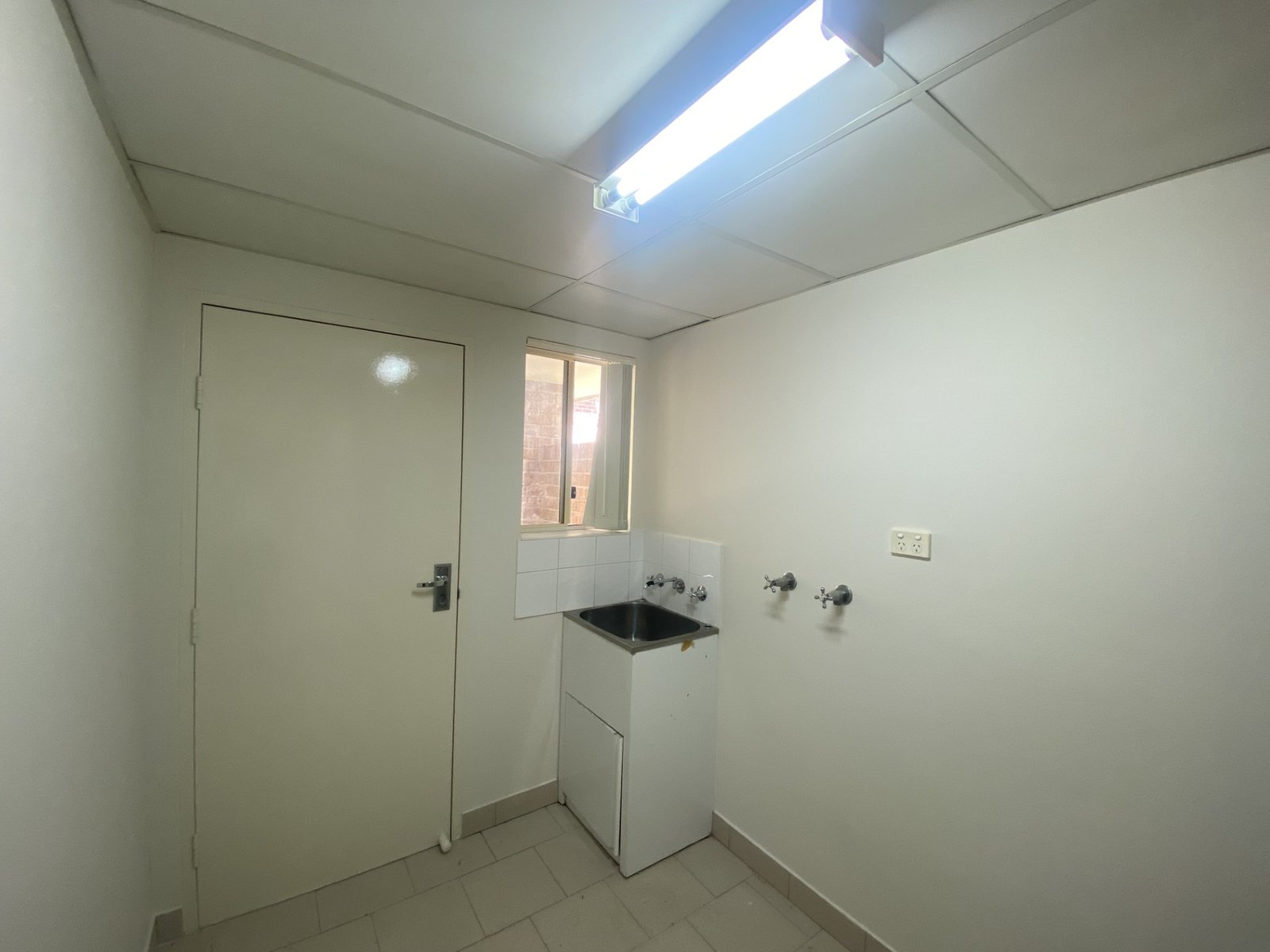 4/8 Willow Street CASULA 5