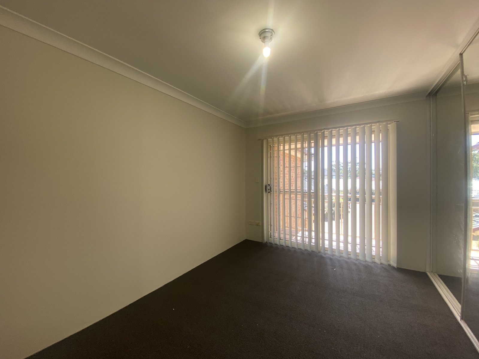 4/8 Willow Street CASULA 9