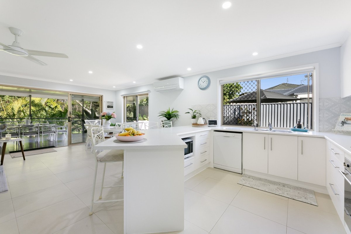 48 Wonga Street Burleigh Heads 7