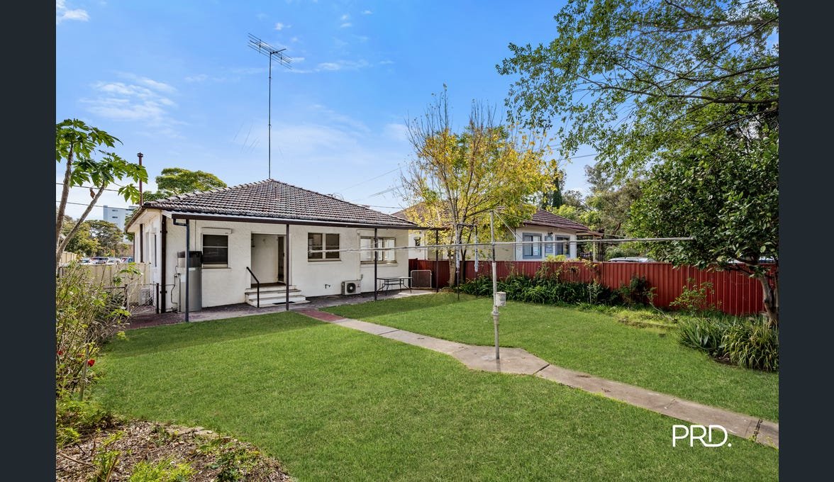 48 Woodriff St  Penrith 11