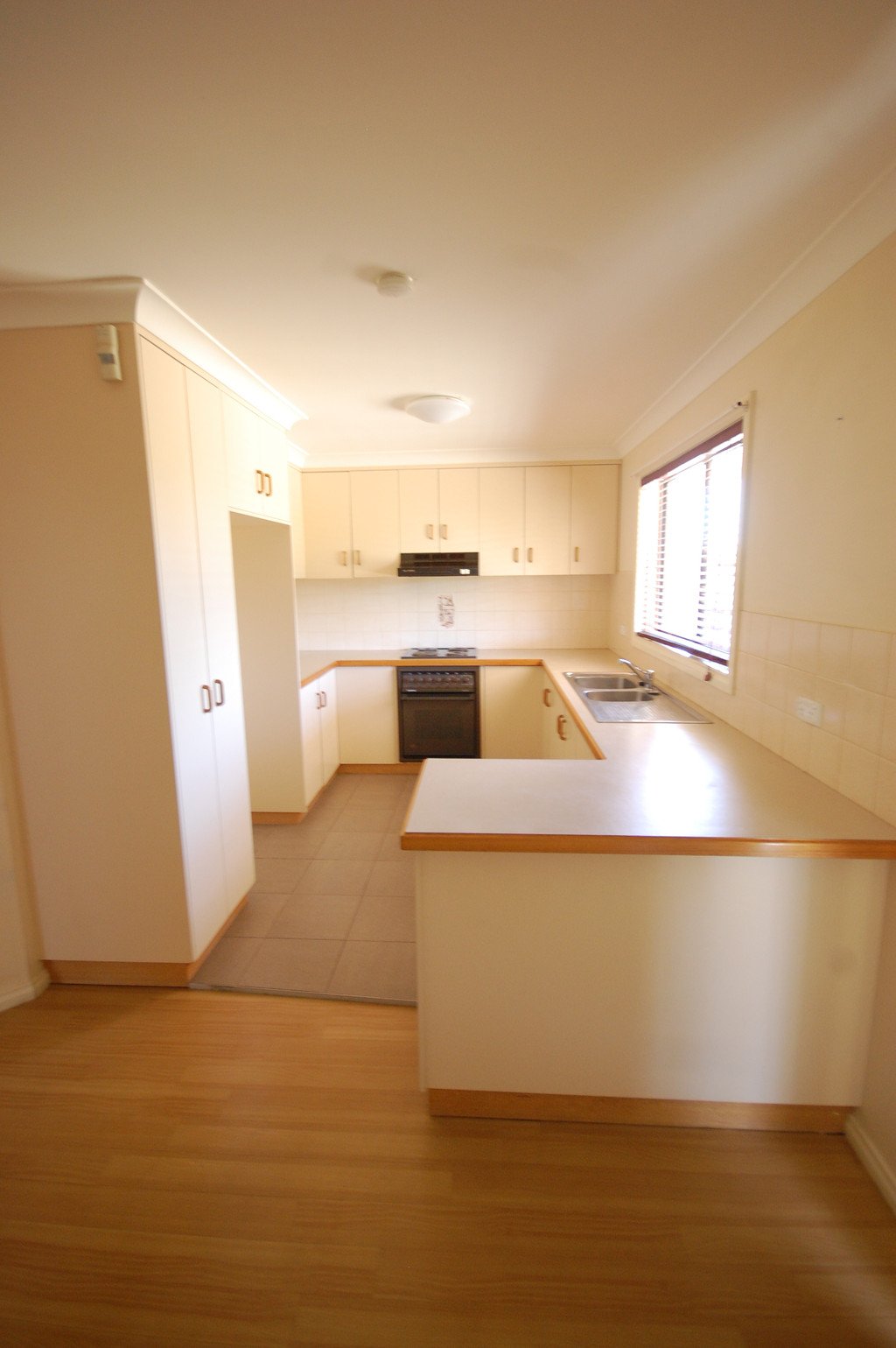 48 Yentoo  GLENFIELD PARK 3