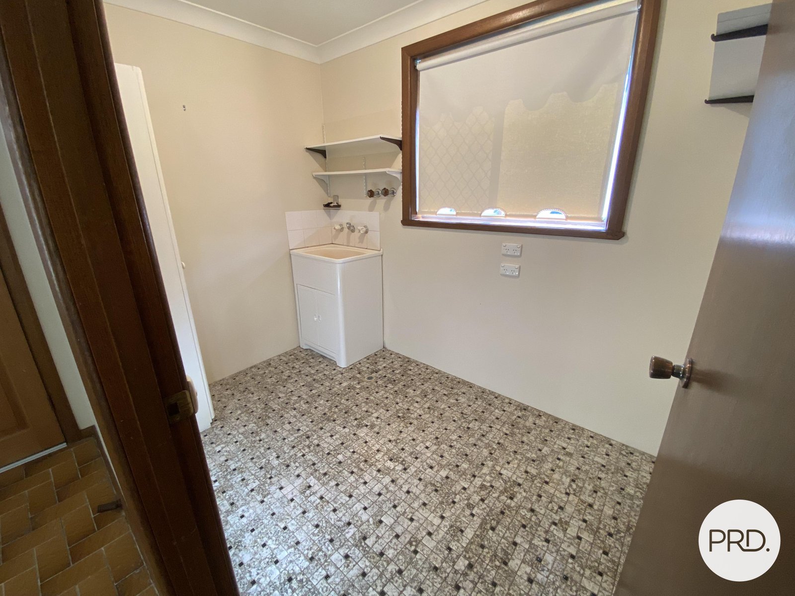 480 Ainslie Avenue LAVINGTON 11