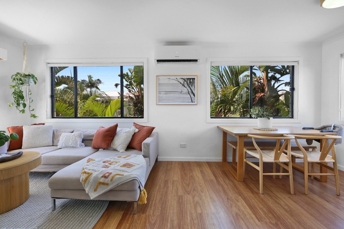 4/80 Petrel Avenue Mermaid Beach 1
