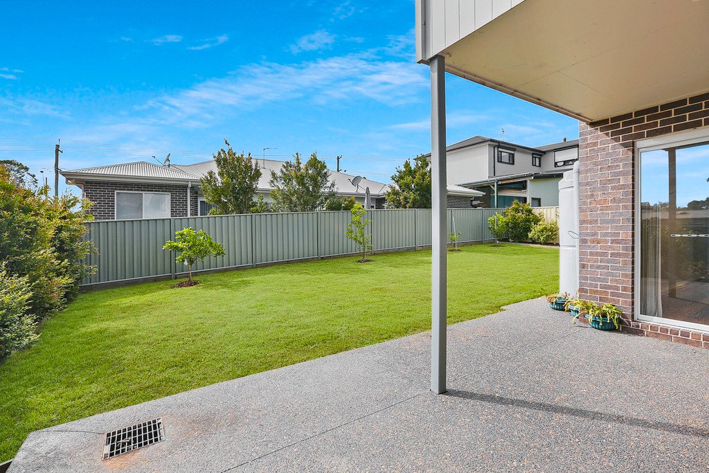 4/81 Marshall Street DAPTO 8